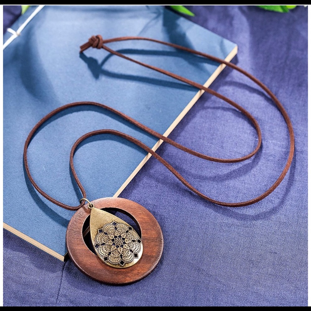 Long medallion necklace